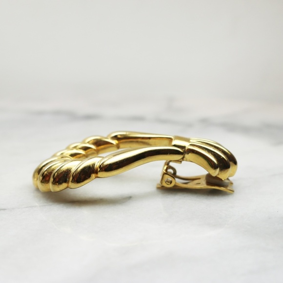 ⚜️ Vintage PAOLO GUCCI Shell Doorknocker Earrings  ⚜️ Vintage PAOLO GUCCI Shell Doorknocker Earrings